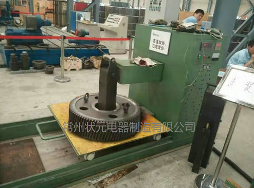 熱裝加熱機(jī).jpg 熱裝加熱機(jī).jpg