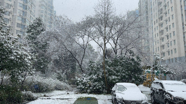 軸承加熱器工廠雪景.jpg 軸承加熱器工廠雪景.jpg
