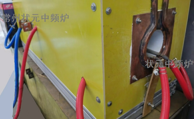 鍛造中頻加熱爐.jpg 鍛造中頻加熱爐.jpg