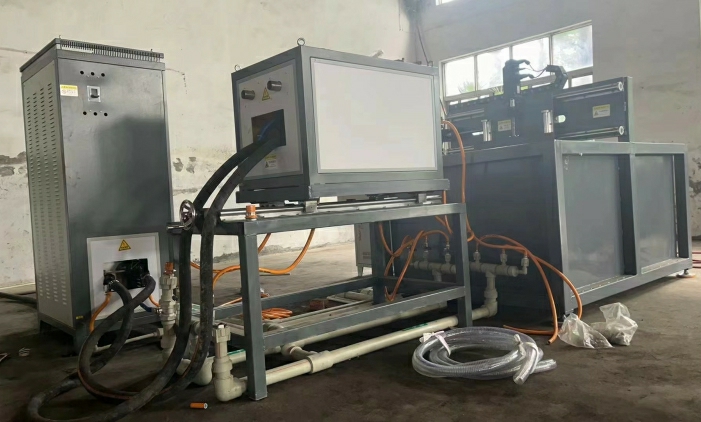 高頻淬火設(shè)備-機(jī)床-加熱.jpg 高頻淬火設(shè)備-機(jī)床-加熱.jpg