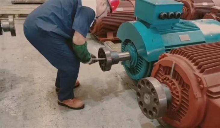 聯(lián)軸器加熱 聯(lián)軸器熱套.jpg 聯(lián)軸器加熱 聯(lián)軸器熱套.jpg